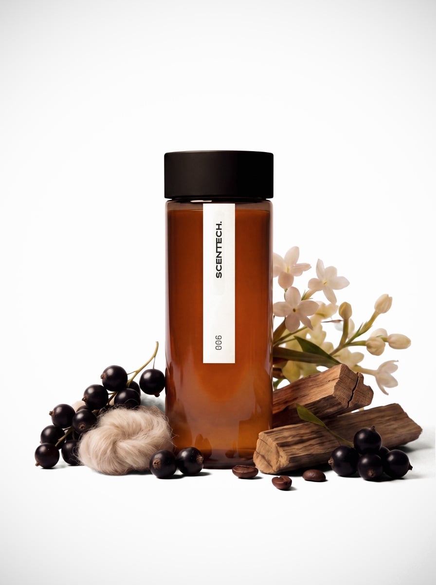 Scentech ScentPod 2.0 mit schwarzer Johannisbeere und Sandelholz